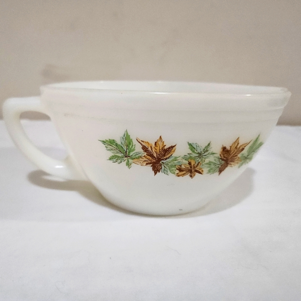 Vintage Federal Glass Pouring Bowl